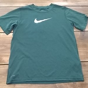 Nike (L) Hunter Green Tshirt
